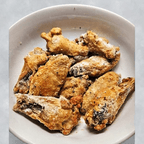 Best A18. 8 Piece Ranch Wings in Garfield, NJ